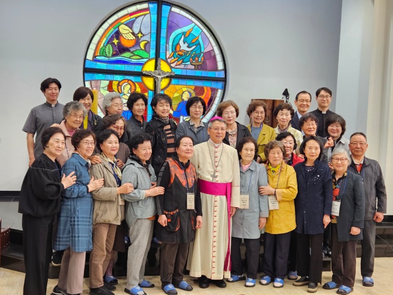 제1차노년을 위한 기도피정(2024.4.17~18)몬띠 피정의 집에서.박희웅이냐시오 전 회장님 참가.jpg