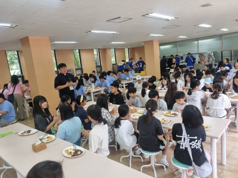 동백 성마리아 성당 2025 여름 신앙 캠프-2025캠프(초등부)-71016878851.jpg